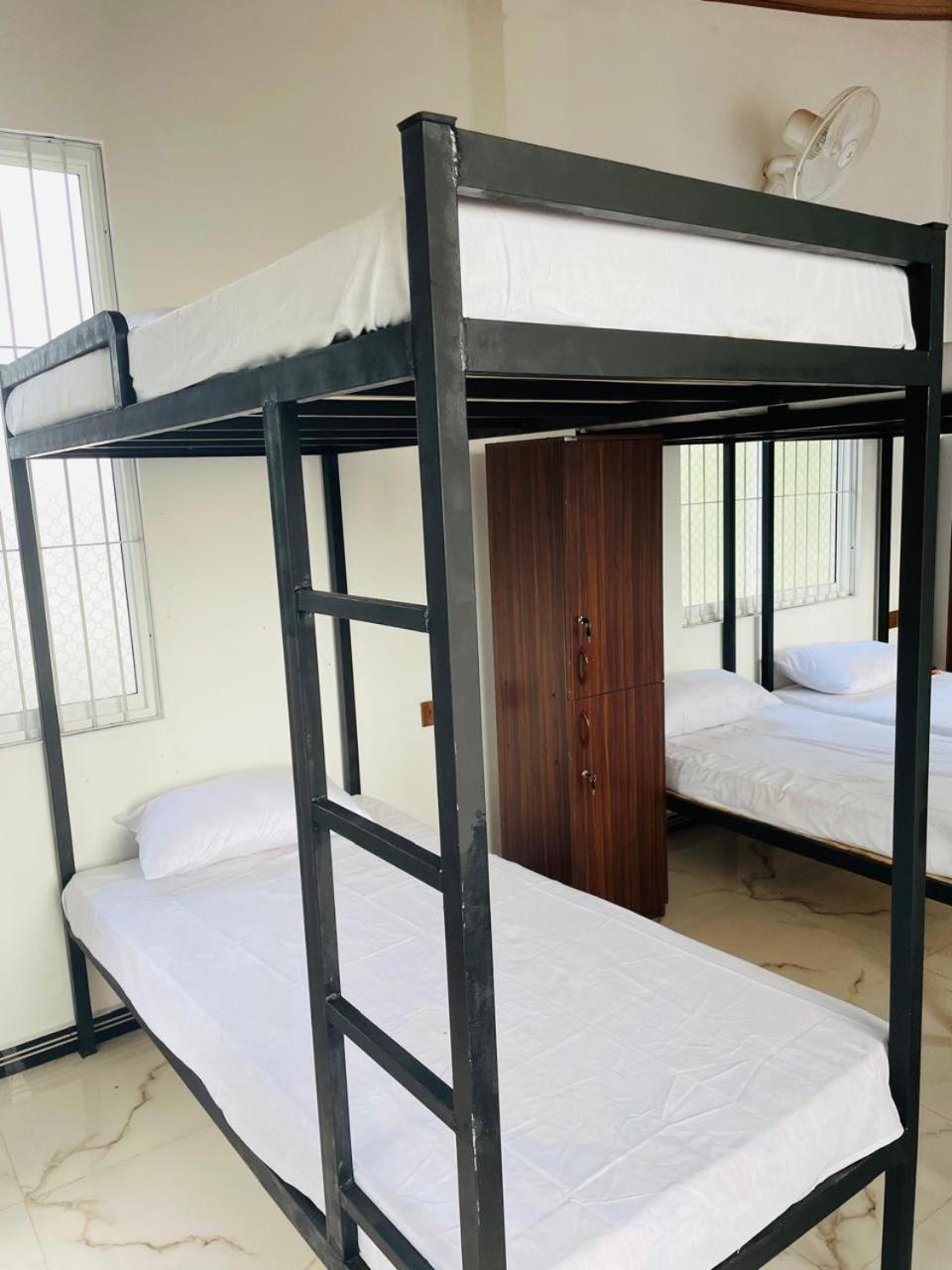 Star Village Hostel كاندي المظهر الخارجي الصورة